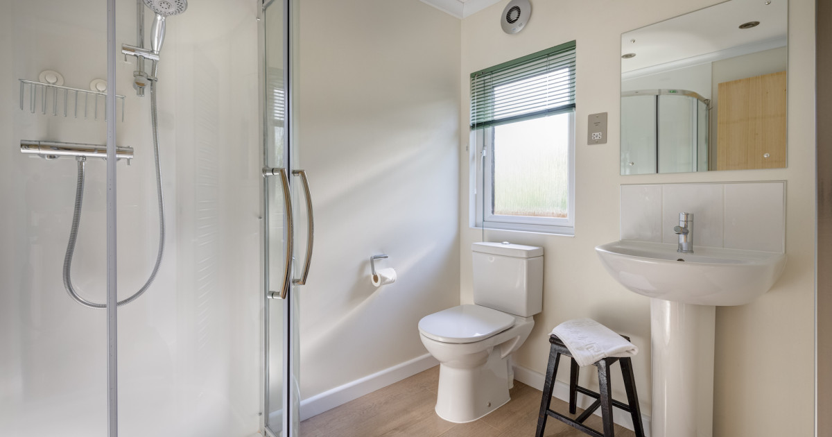 Glamping Private Shower Room