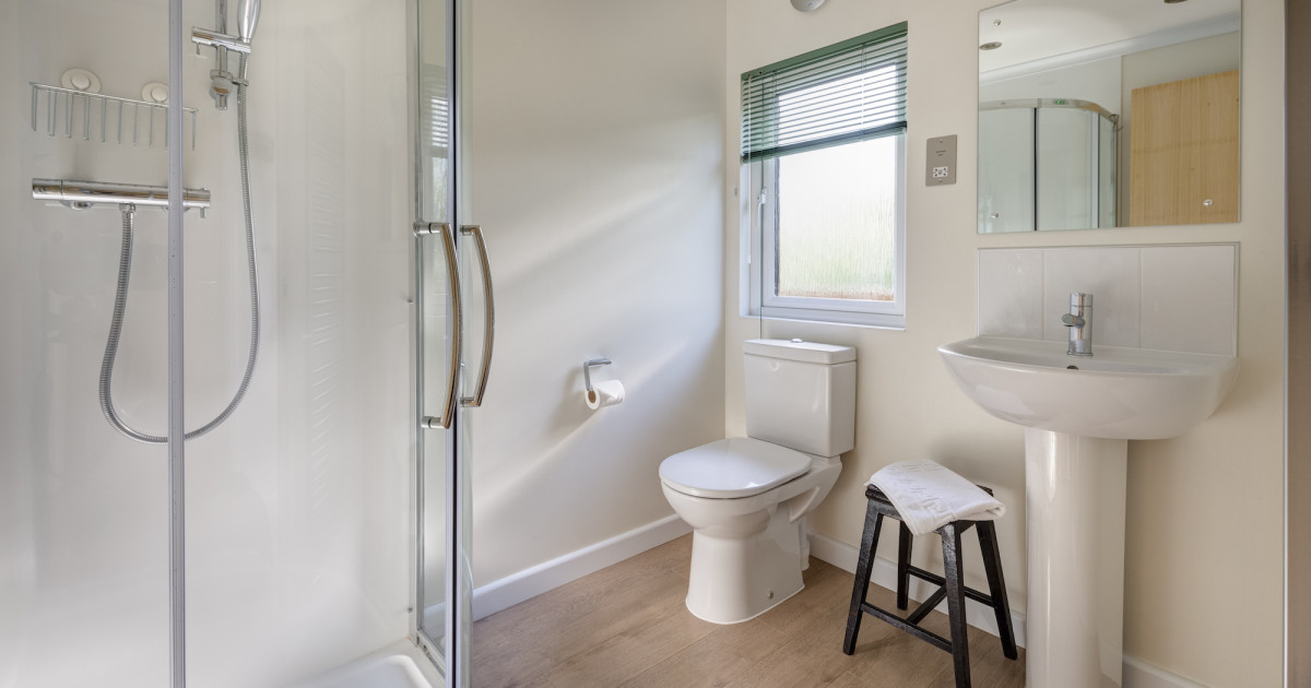 Glamping Private Shower Room