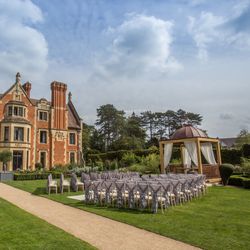 Wedding pavilion and hotel