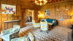 Lounge Area