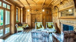 Lounge Area