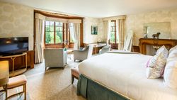 Luxury Room with large window in front
